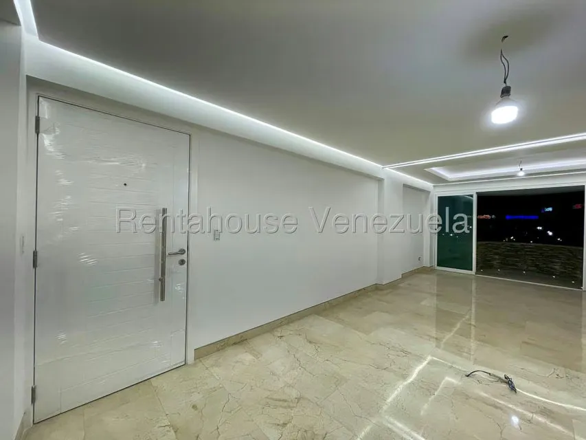 Apartamento (1 Nivel) en Venta en El Rosal, Distrito Metropolitano - 16