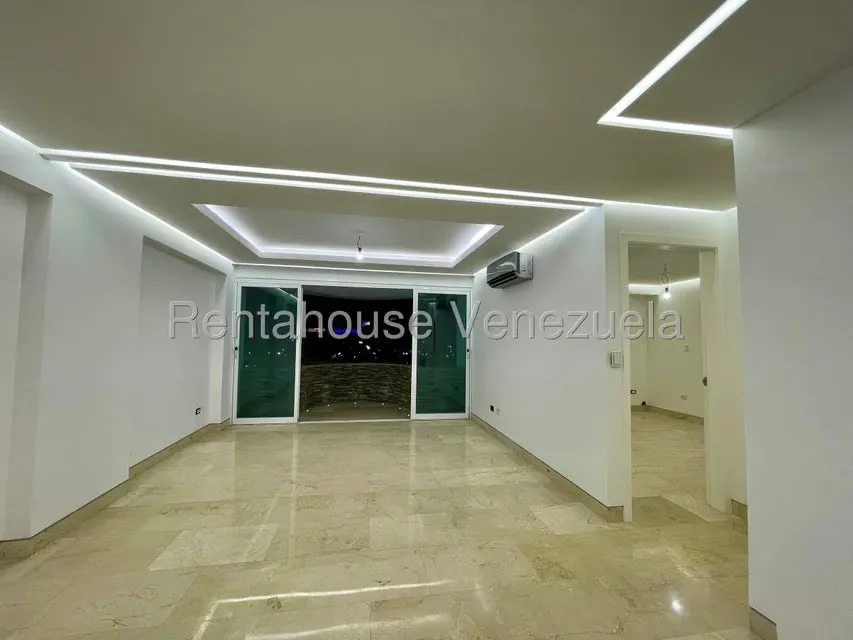 Apartamento (1 Nivel) en Venta en El Rosal, Distrito Metropolitano - 3
