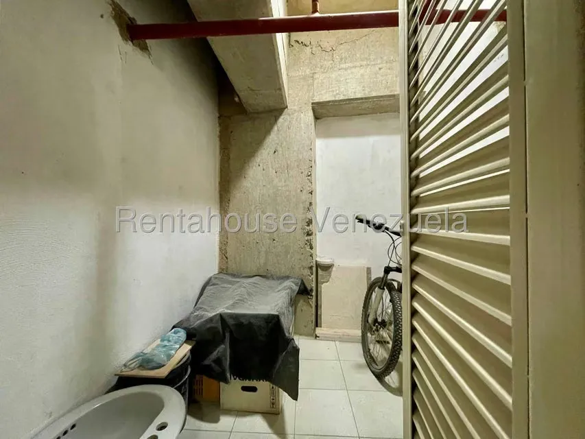 Apartamento (1 Nivel) en Venta en El Rosal, Distrito Metropolitano - 32
