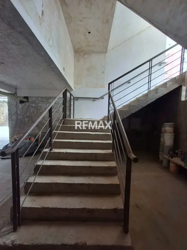 C.C. Bella Valera El futuro de tu negocio empieza hoy con Ubicación premium en venta gran oportunidad - 6