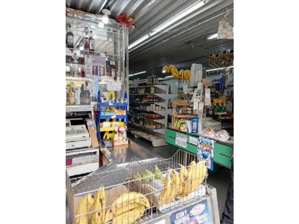 Vendo local comercial 121m2 La Pastora 8592