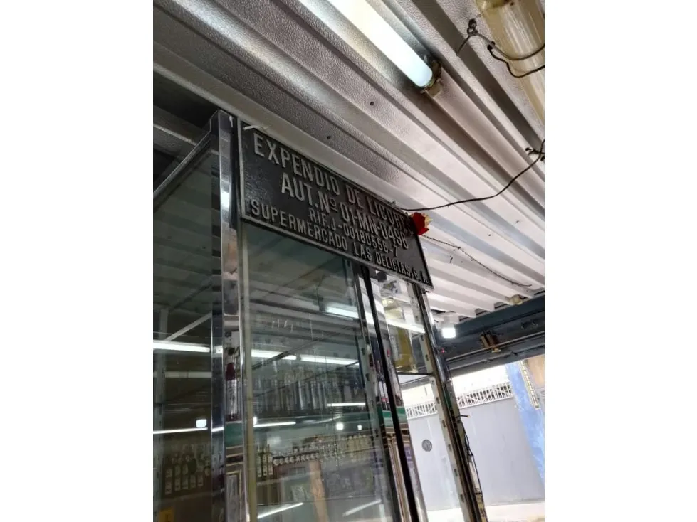 Vendo local comercial 121m2 La Pastora 8592 - 5