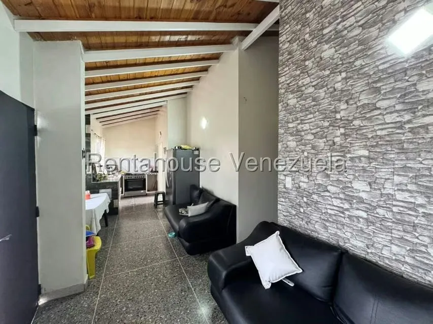 Casa (1 Nivel) en Venta en Lomas de Santa Sofia, Portuguesa - 3