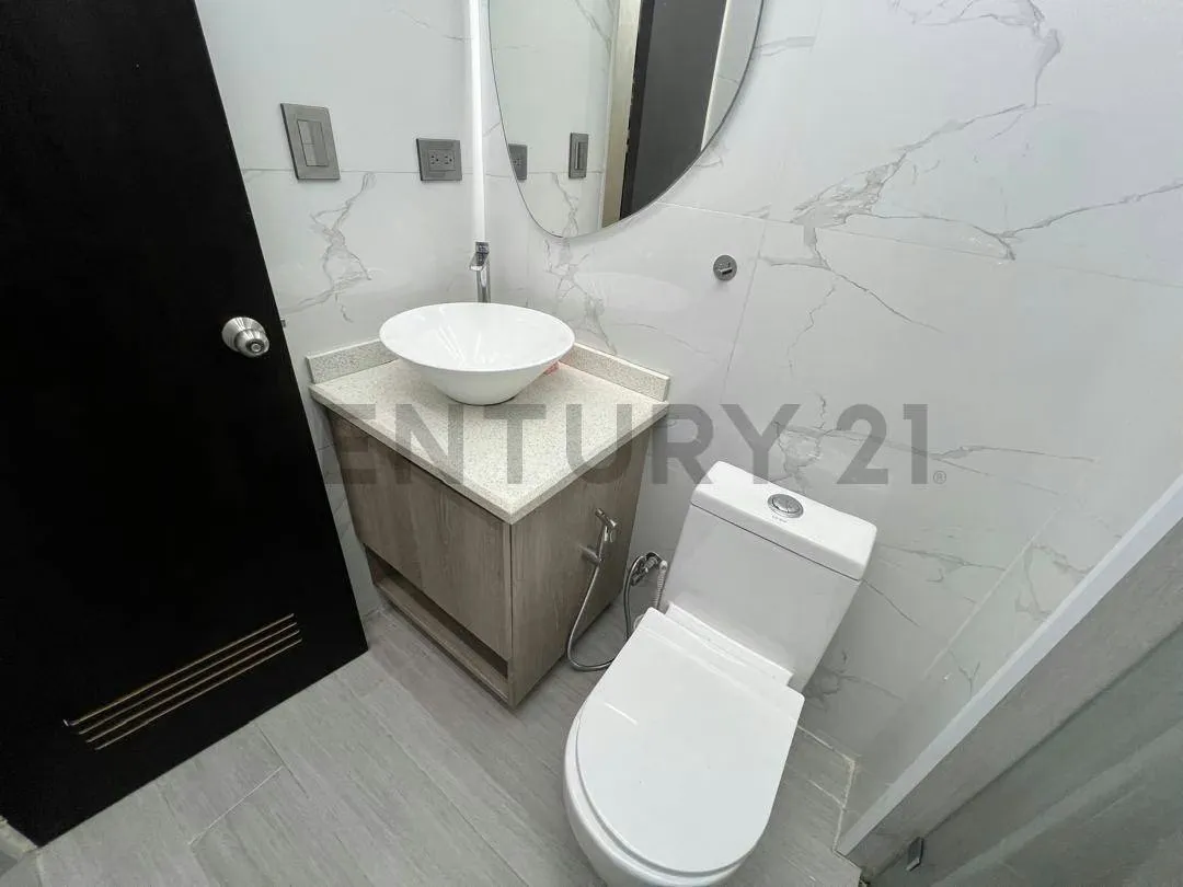 En Venta Lindo Apartamento en Res. Parque Prado. Prados del Este - 25
