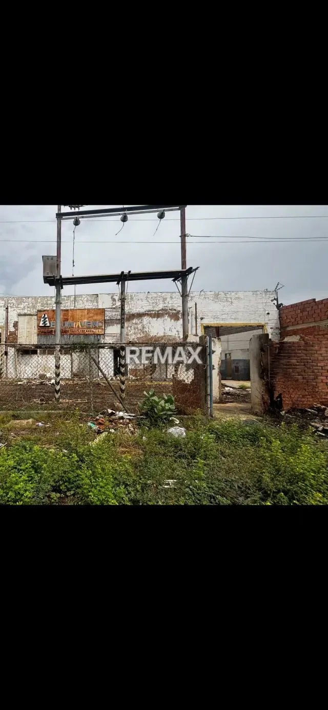 Infraestructura de Galpón en Venta Zona Industrial Sur