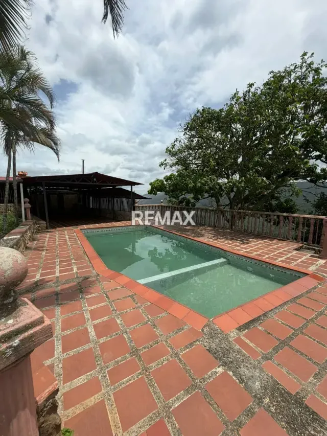 En Venta Exclusiva Casa Granja con Vista Panorámica y Servicios Continuos – Vía Río Claro (Km 14) - 17