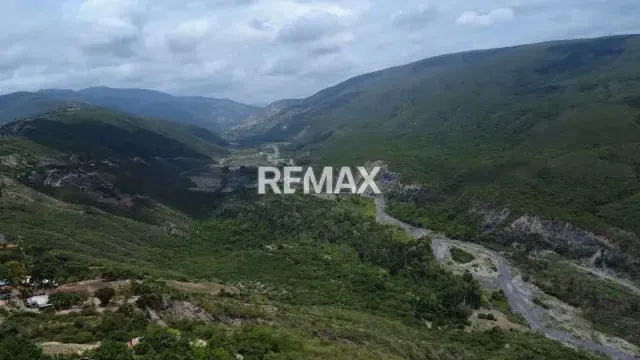 En Venta Exclusiva Casa Granja con Vista Panorámica y Servicios Continuos – Vía Río Claro (Km 14) - 7
