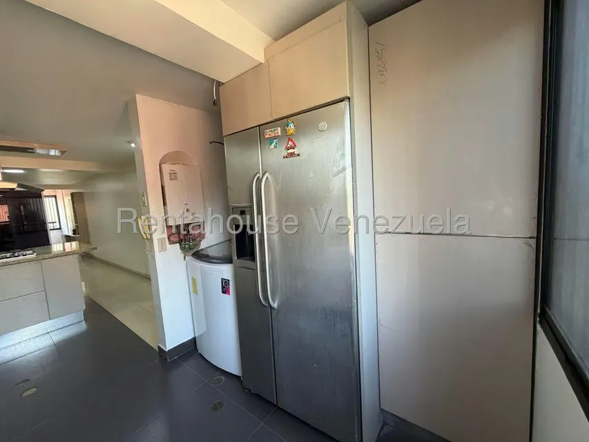 Apartamento (1 Nivel) en Venta en Bello Monte, Distrito Metropolitano - 8
