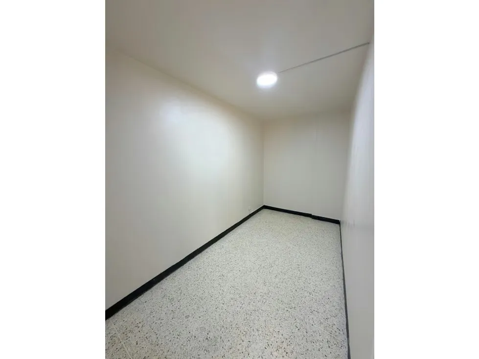 Oficina en alquiler en Chacaito, Av.Casanova - 9