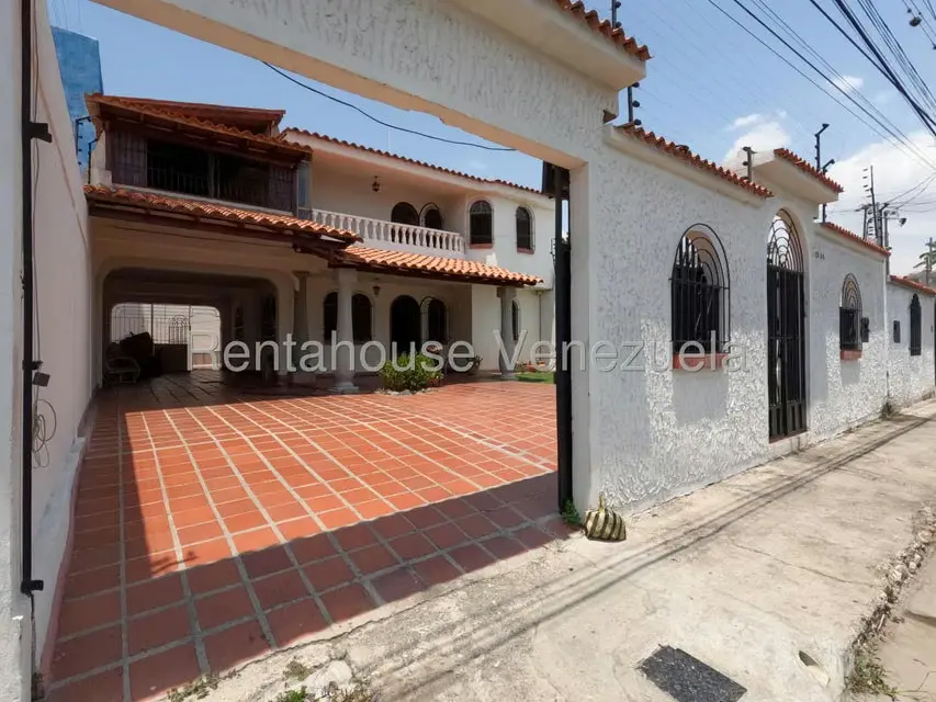 Casa (1 Nivel) en Venta en Centro, Lara - 30