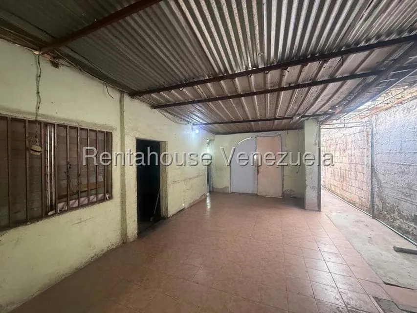 Local Comercial en Alquiler en Parroquia Juan de Villegas, Lara - 4