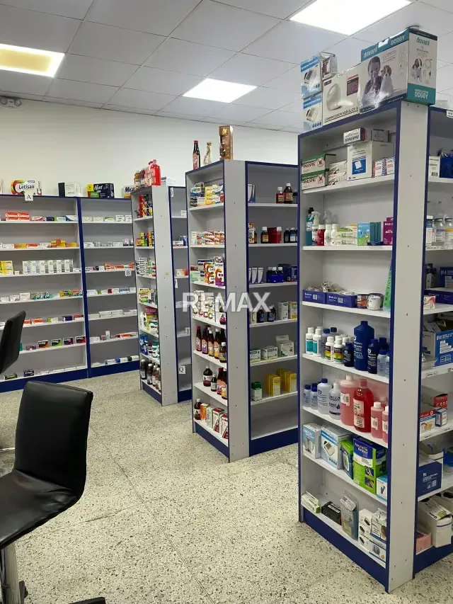 Fondo de Comercio Farmacia Av. Francisco de Miranda - 8