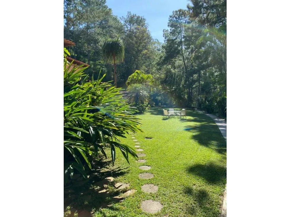 Casa en venta Cerro Verde 2167mt2 1.7 m - 3