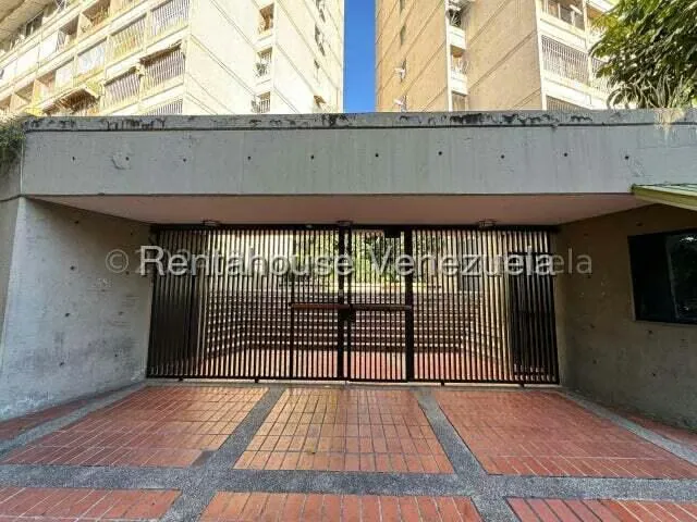 Apartamento (1 Nivel) en Venta en Bello Monte, Distrito Metropolitano - 2
