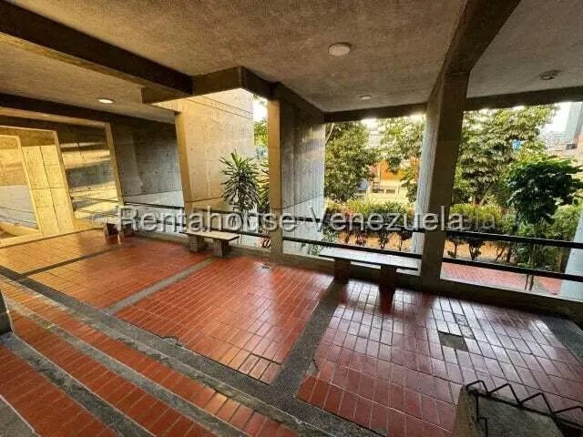 Apartamento (1 Nivel) en Venta en Bello Monte, Distrito Metropolitano - 28