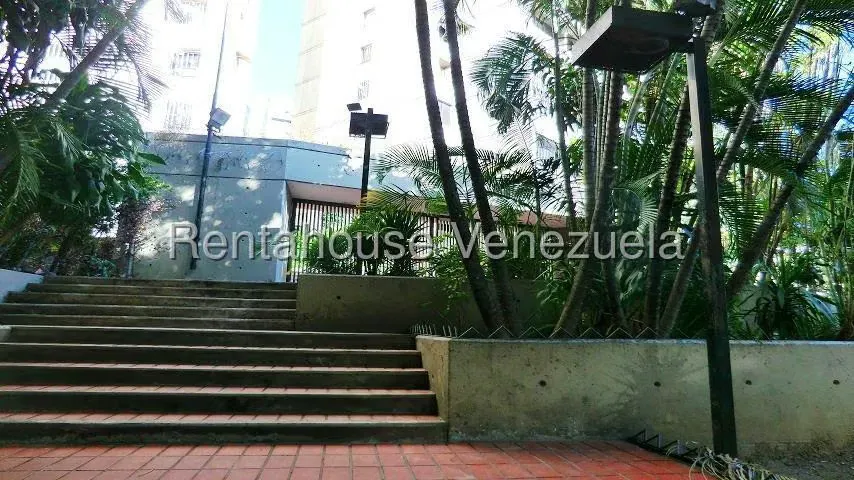Apartamento (1 Nivel) en Venta en Bello Monte, Distrito Metropolitano - 32