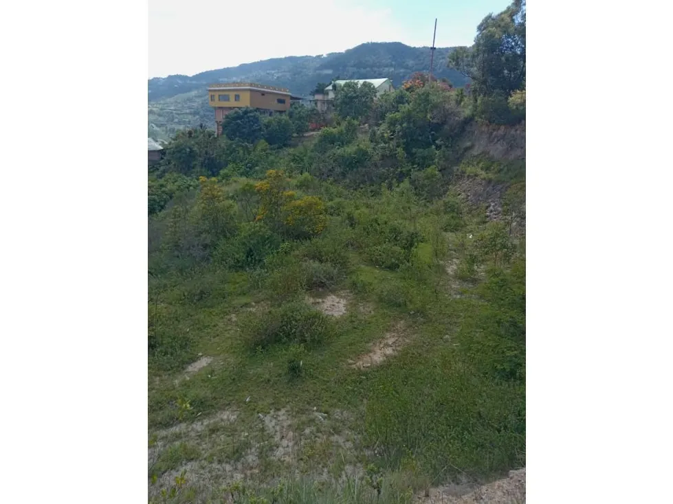 TERRENO URBANIZACION EL JUNKO DE 1850 M2 - 2