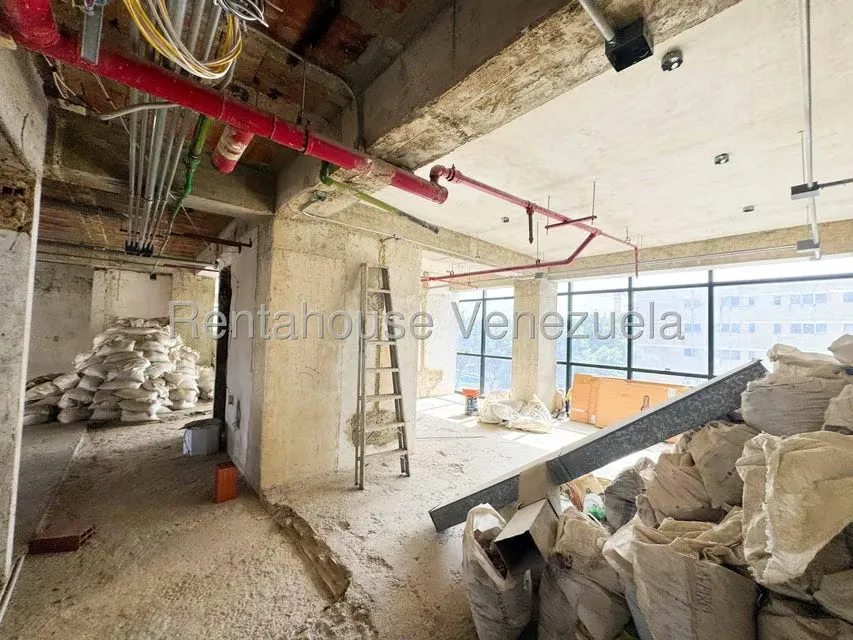 Oficina en Venta en Los Dos Caminos, Distrito Metropolitano - 14