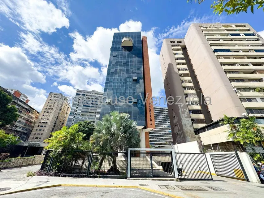 Oficina en Venta en Los Dos Caminos, Distrito Metropolitano - 35
