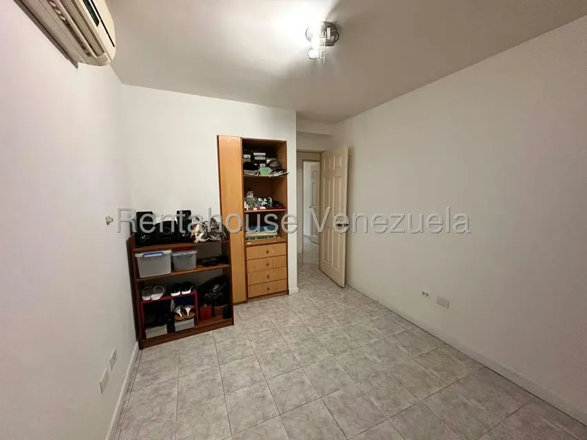 Apartamento (1 Nivel) en Venta en Frutas Condominio, Miranda - 21