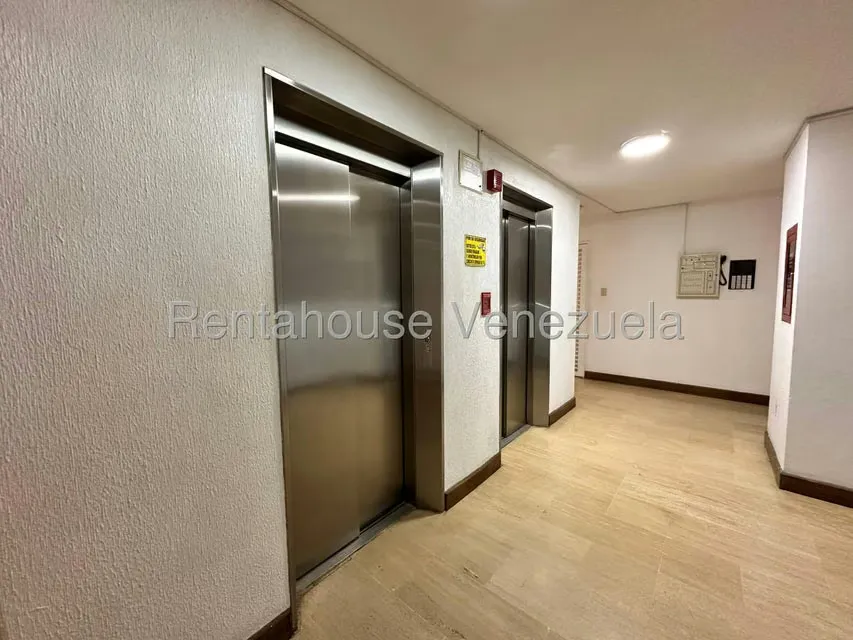 Apartamento (1 Nivel) en Venta en Frutas Condominio, Miranda - 34