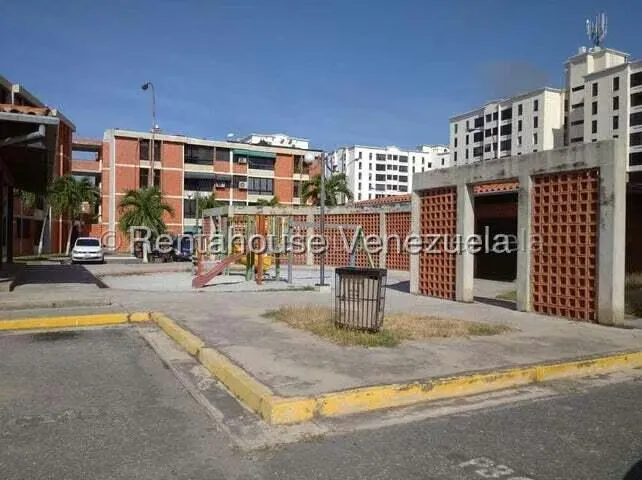Apartamento (1 Nivel) en Venta en Bosque Alto, Aragua - 19