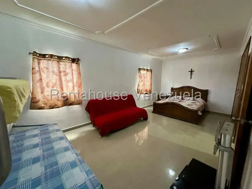 Casa (Duplex) en Venta en Punto Fijo, Falcon - 17
