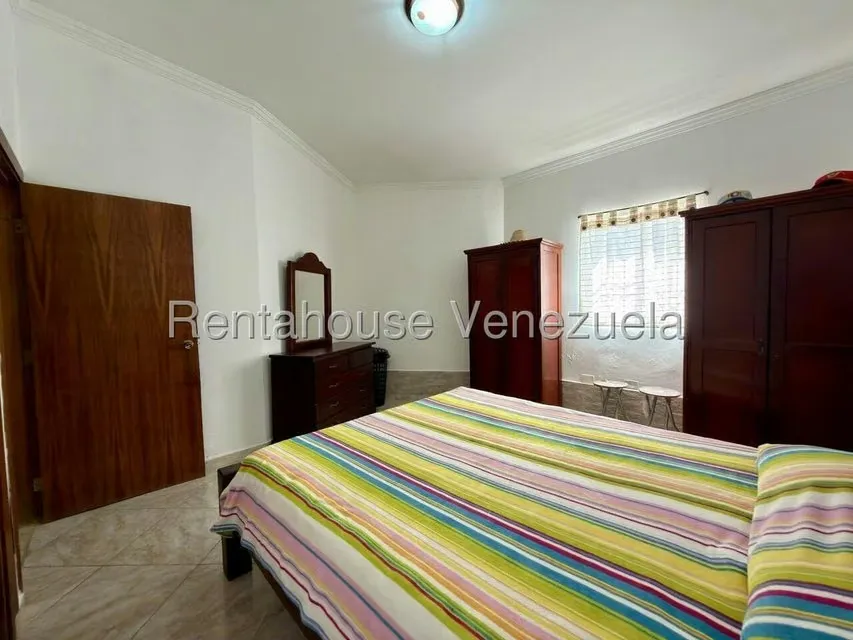 Casa (Duplex) en Venta en Punto Fijo, Falcon - 8