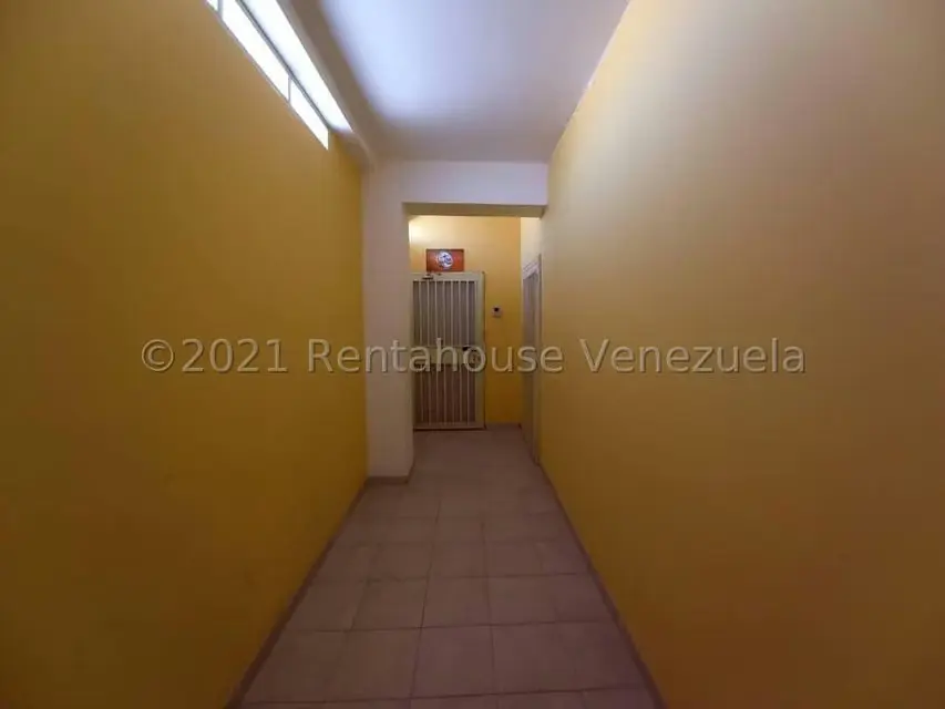 Comercial (Edificio) en Venta en Municipio Guaicaipuro, Miranda - 17
