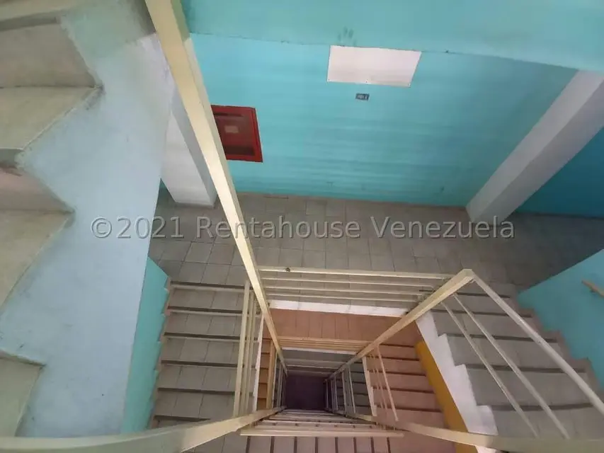 Comercial (Edificio) en Venta en Municipio Guaicaipuro, Miranda - 19