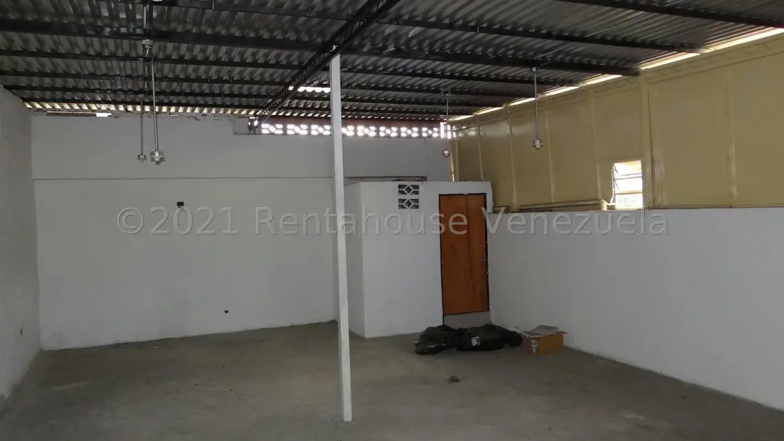 Comercial (Edificio) en Venta en Municipio Guaicaipuro, Miranda - 39