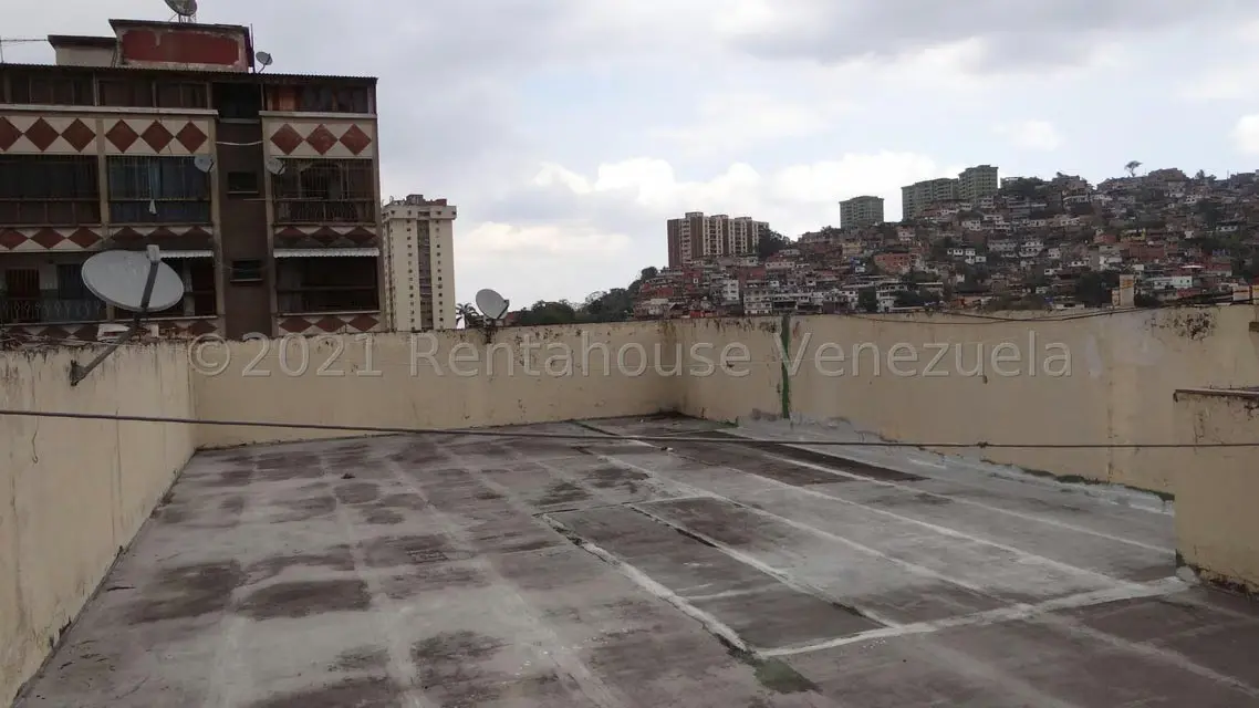 Comercial (Edificio) en Venta en Municipio Guaicaipuro, Miranda - 41