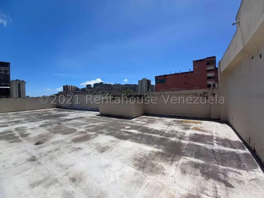 Comercial (Edificio) en Venta en Municipio Guaicaipuro, Miranda - 43