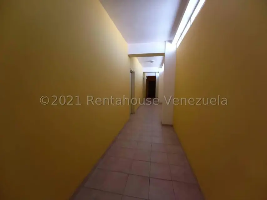 Comercial (Edificio) en Venta en Municipio Guaicaipuro, Miranda - 10
