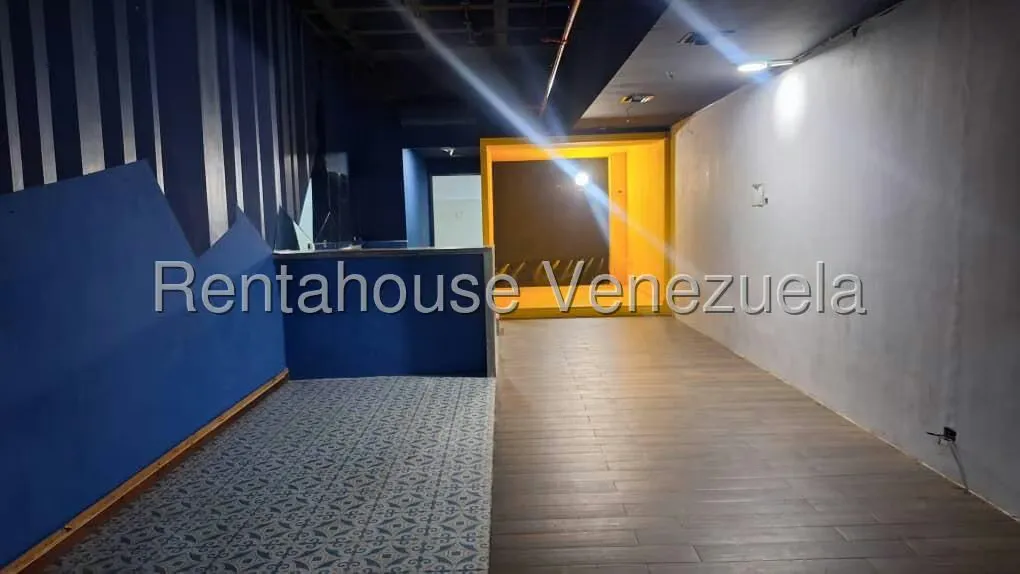 Local Comercial en Venta en Lomas de La Lagunita, Distrito Metropolitano - 13