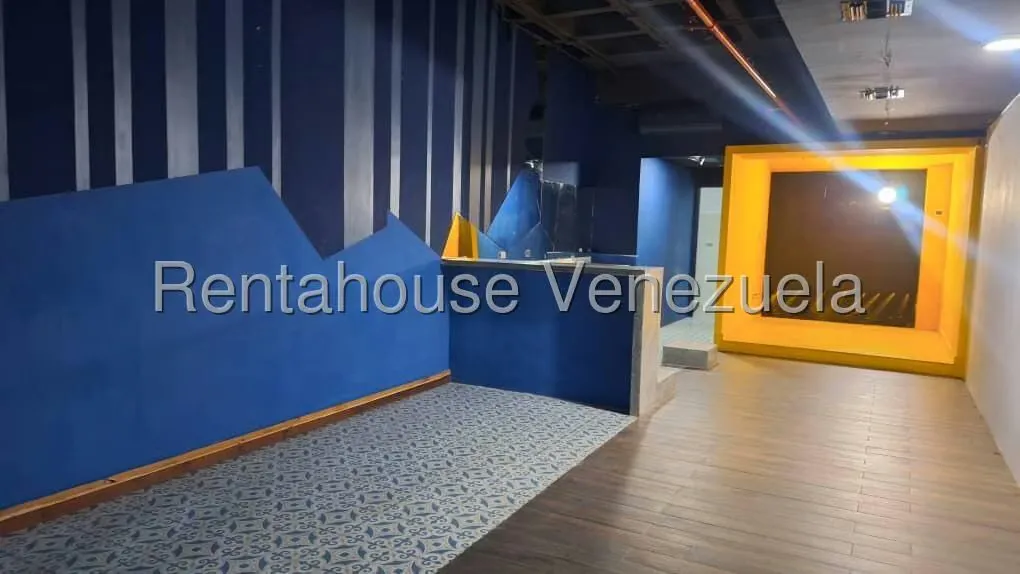 Local Comercial en Venta en Lomas de La Lagunita, Distrito Metropolitano - 10