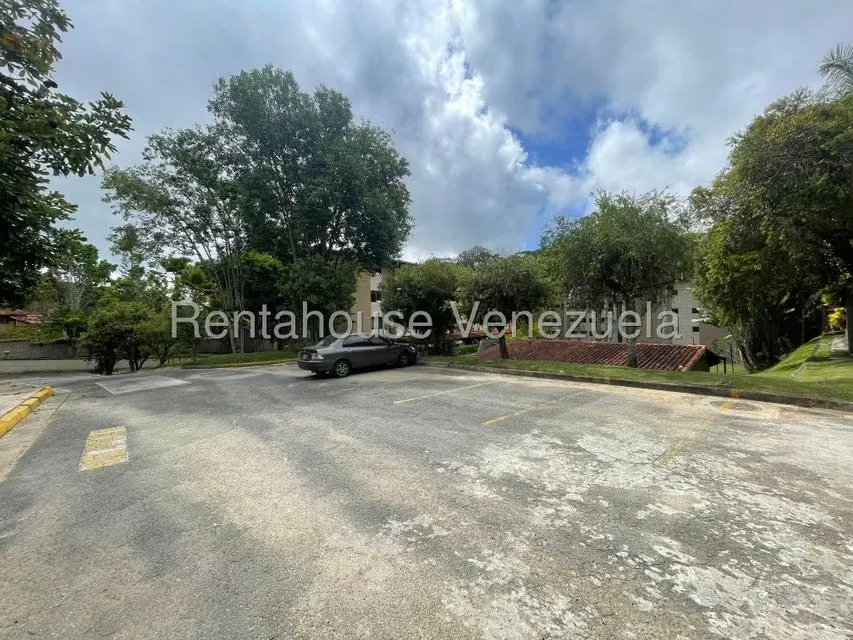 Apartamento (1 Nivel) en Venta en La Lagunita Country Club, Distrito Metropolitano - 2