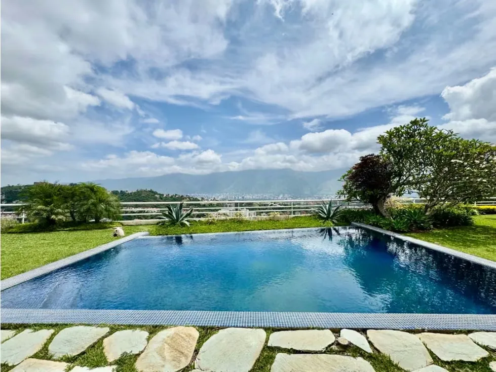 Se vende casa 1.100m2 5h+2s+2ch/10b/10p Cerro Verde - 2