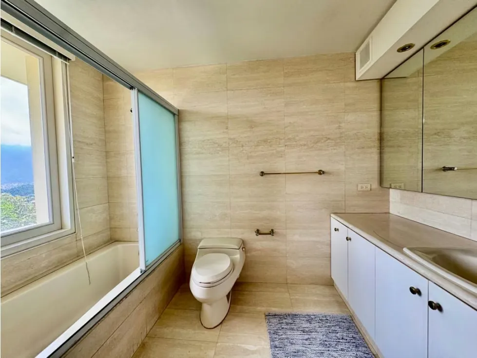 Se vende casa 1.100m2 5h+2s+2ch/10b/10p Cerro Verde - 42