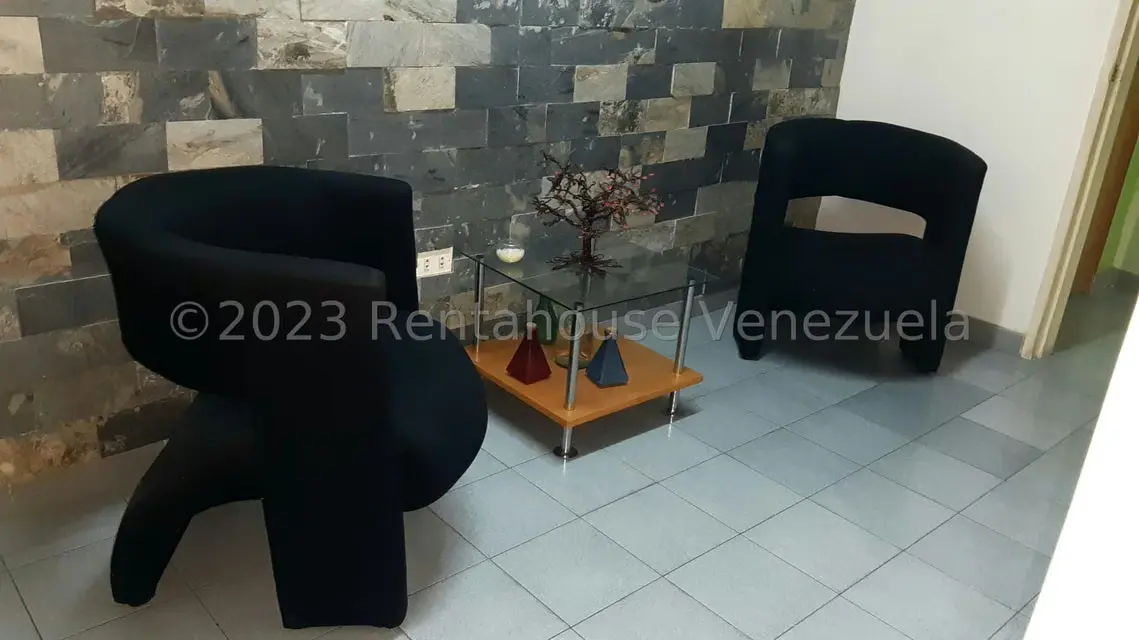 Comercial (Oficina) en Alquiler en Parroquia Catedral, Distrito Metropolitano - 4