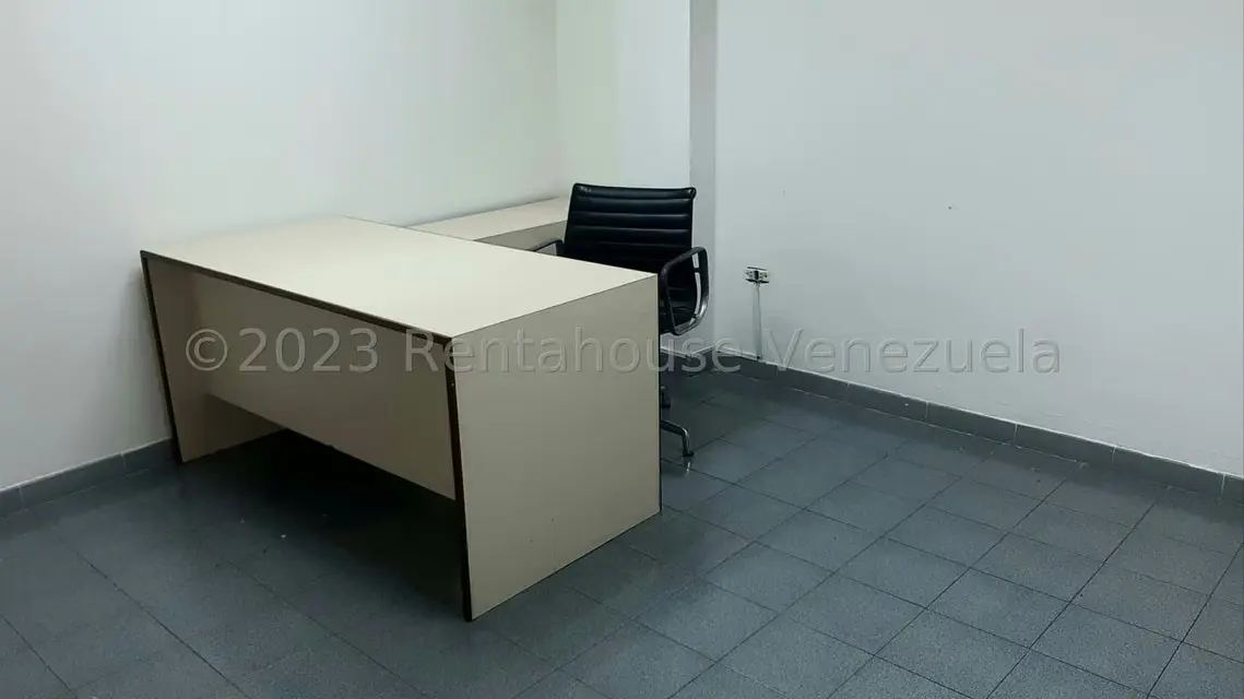 Comercial (Oficina) en Alquiler en Parroquia Catedral, Distrito Metropolitano - 9