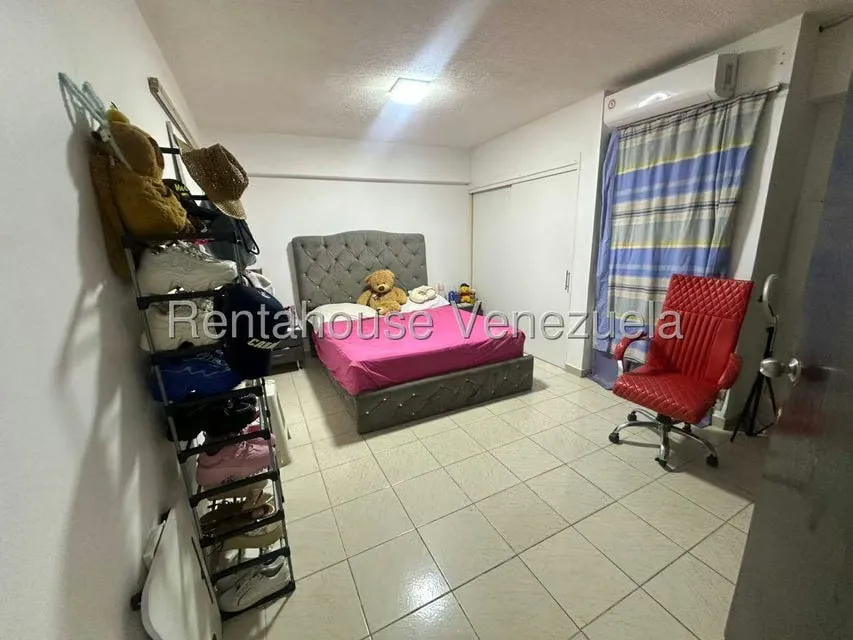Apartamento (1 Nivel) en Venta en El Paraiso, Distrito Metropolitano - 11