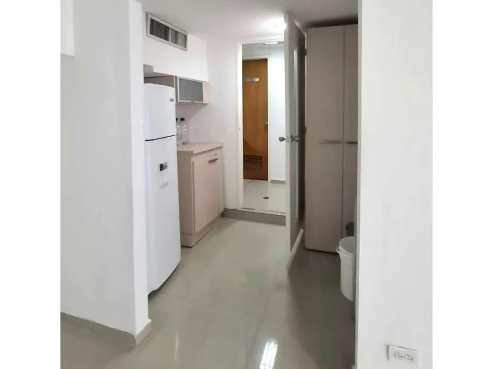 Se alquila oficina 180m2 La Lagunita 4632 - 8
