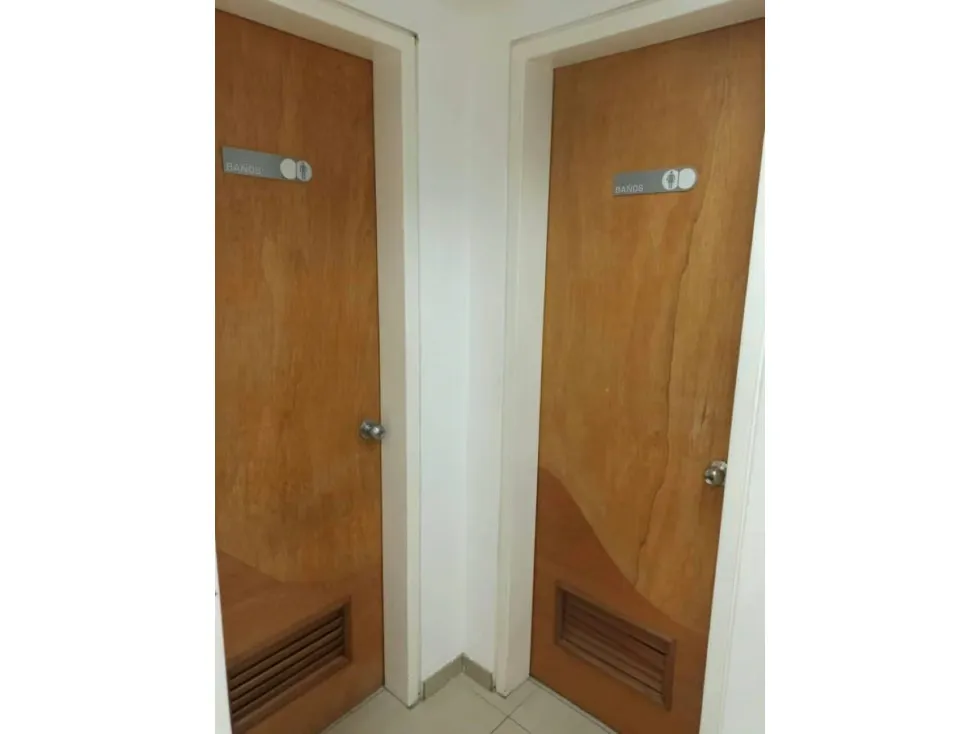 Se alquila oficina 180m2 La Lagunita 4632 - 9