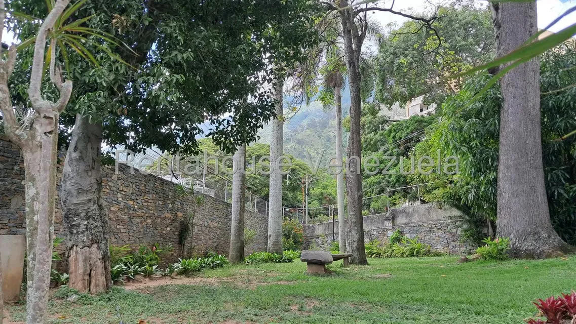Apartamento (1 Nivel) en Venta en Los Chorros, Distrito Metropolitano - 11