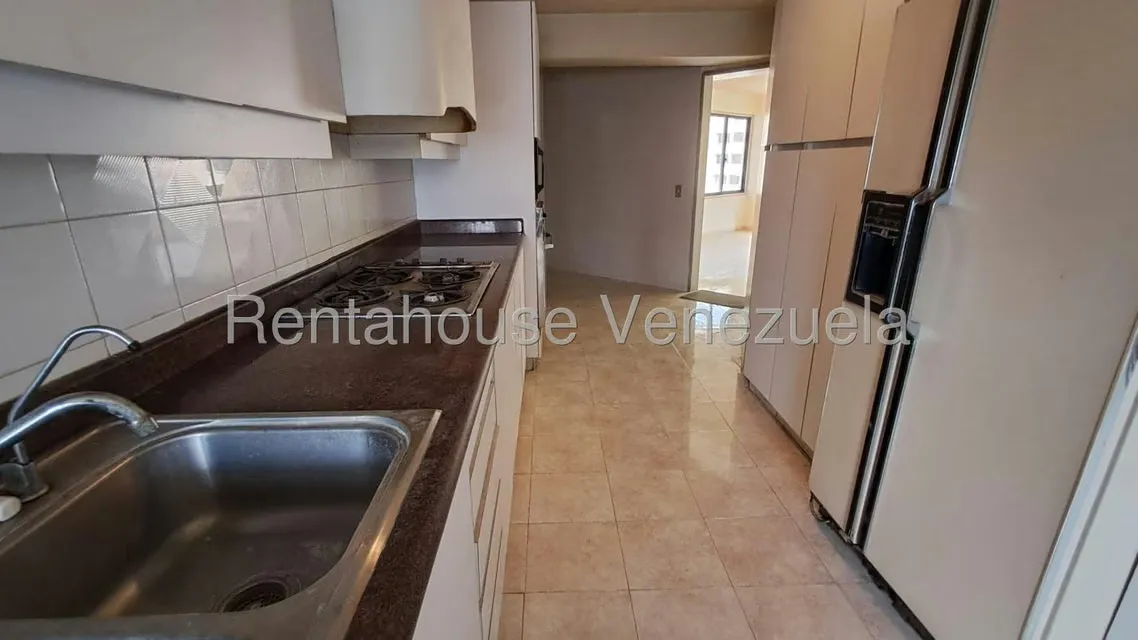 Apartamento (1 Nivel) en Venta en Los Chorros, Distrito Metropolitano - 17