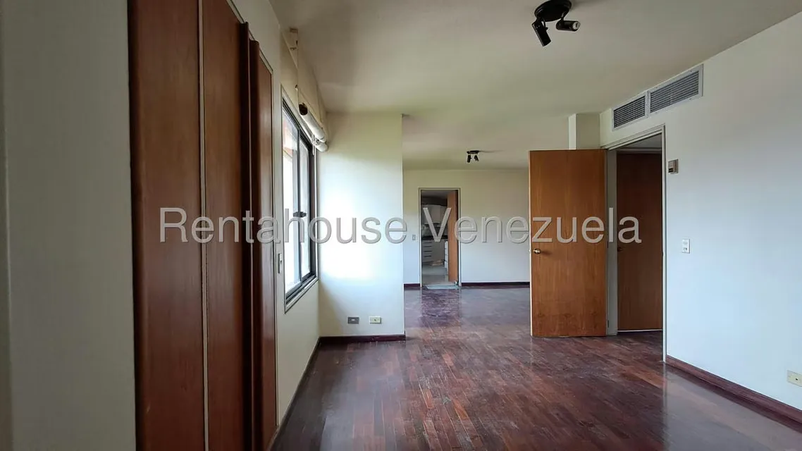 Apartamento (1 Nivel) en Venta en Los Chorros, Distrito Metropolitano - 20
