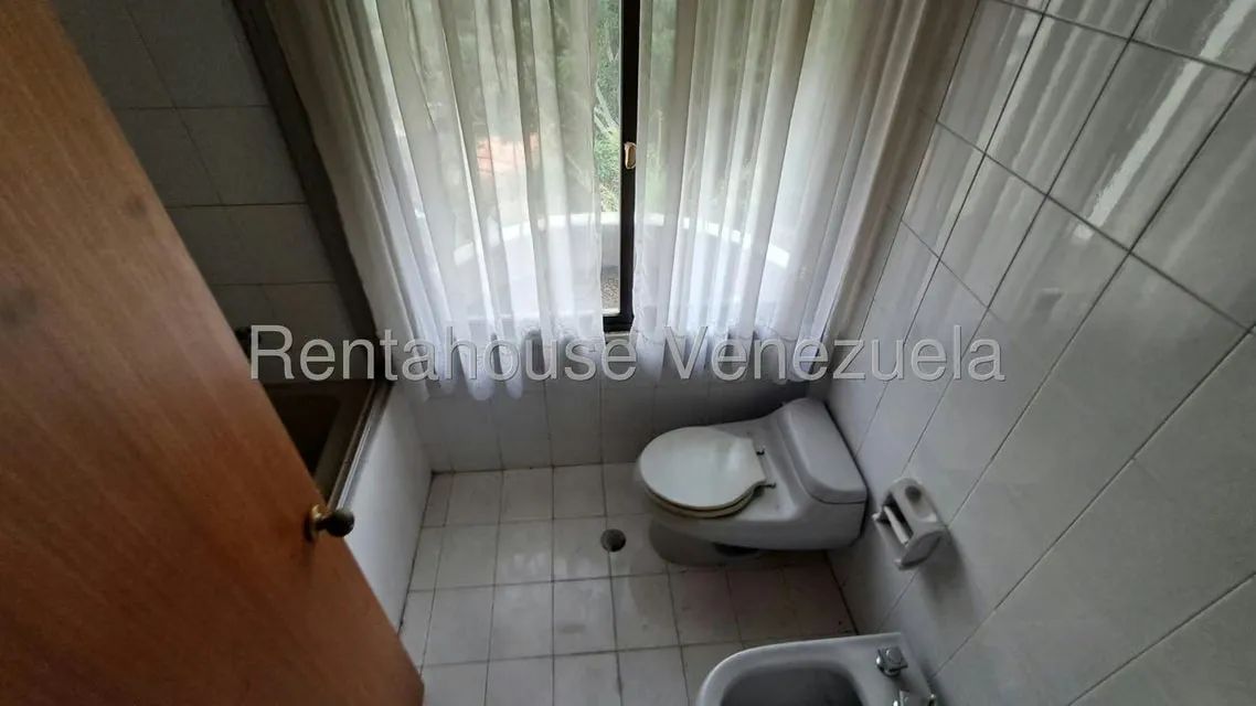 Apartamento (1 Nivel) en Venta en Los Chorros, Distrito Metropolitano - 28