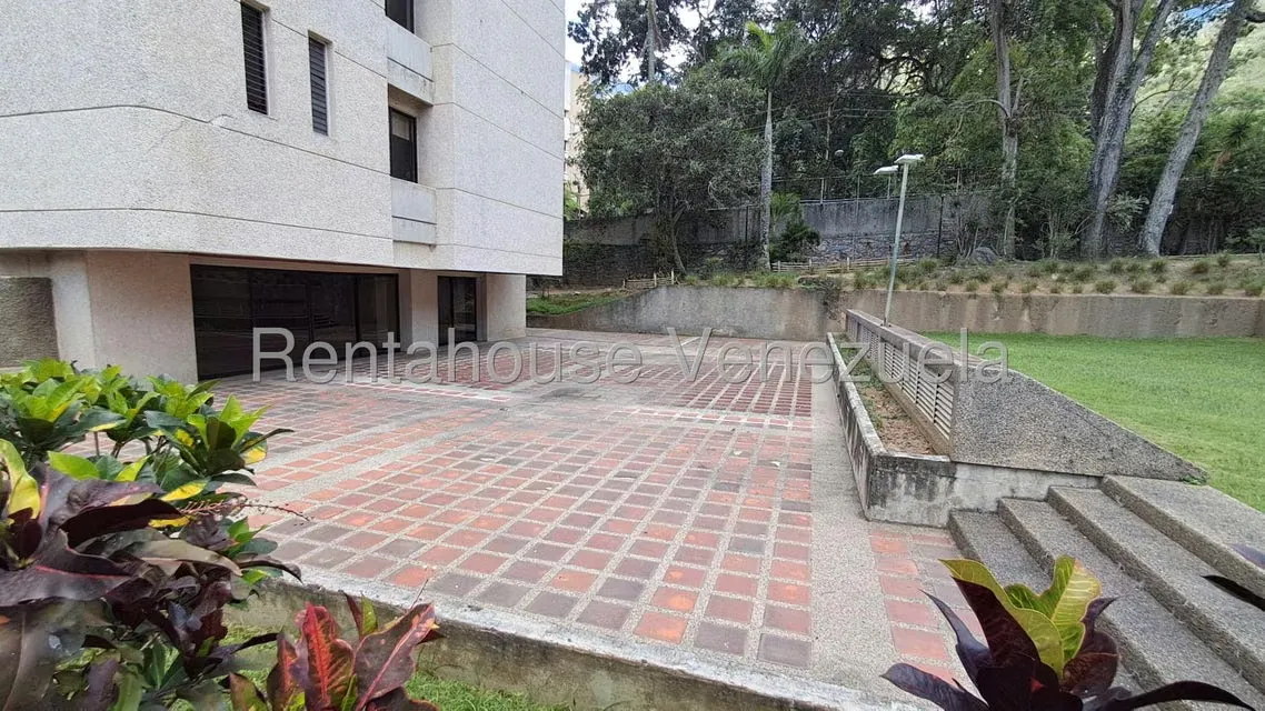 Apartamento (1 Nivel) en Venta en Los Chorros, Distrito Metropolitano - 4