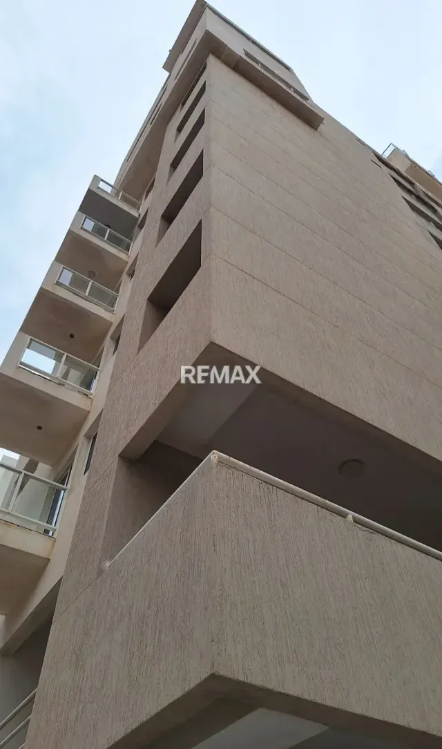 ALQUILO MAJESTUOSO APARTAMENTO TIPO PENT HOUSE EN AV. EL MILAGRO CON URBANIZACION LA LAGO - 5